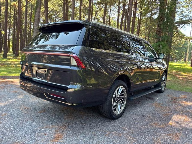 2025 Starlight Lincoln Navigator L Reserve 4X4 SUV