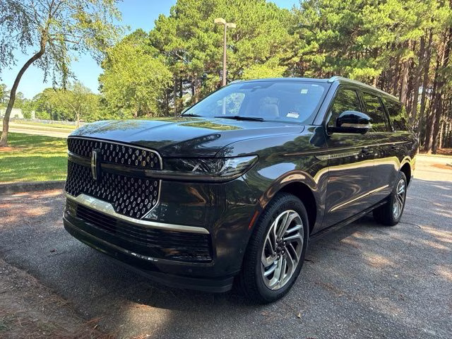2025 Starlight Lincoln Navigator L Reserve 4X4 SUV