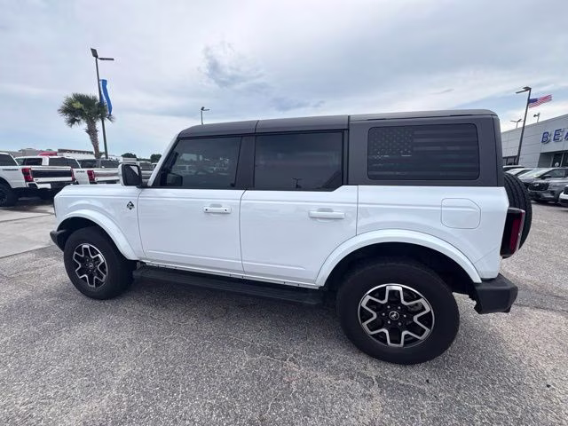 2024 Oxford White Ford Bronco Outer Banks 4X4 SUV