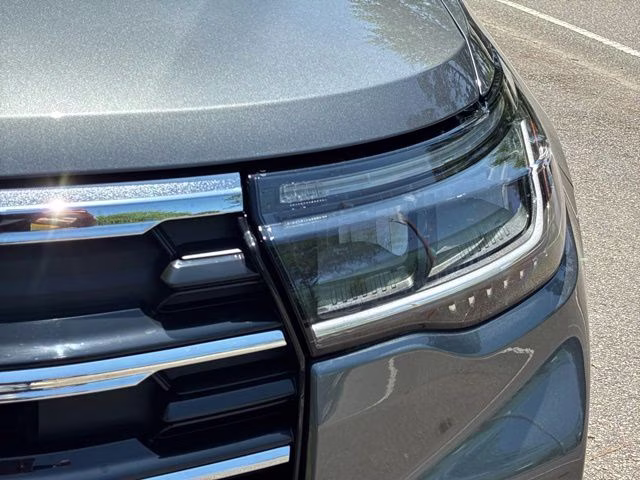 2026 Gray Metallic Ford Explorer Active 4X4 SUV