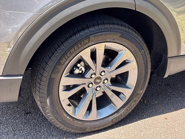 2026 Gray Metallic Ford Explorer Active 4X4 SUV