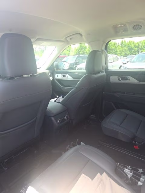 2026 Gray Metallic Ford Explorer Active 4X4 SUV