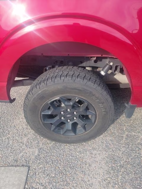 2023 Rapid Red Metallic Tinted Clearcoat Ford F-150 XL 4X4 Truck