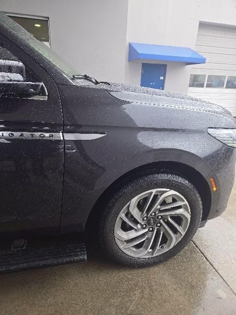 2025 Starlight Lincoln Navigator L Reserve 4X4 SUV