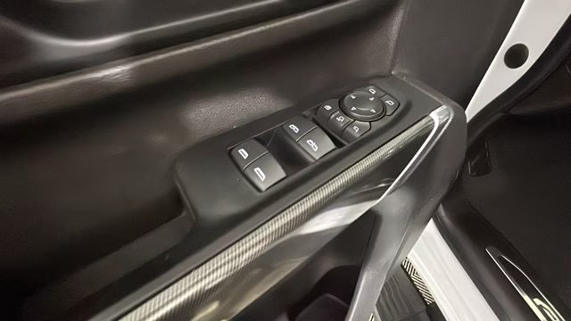 2022 Summit White GMC Sierra 2500HD AT4 4X4 Truck