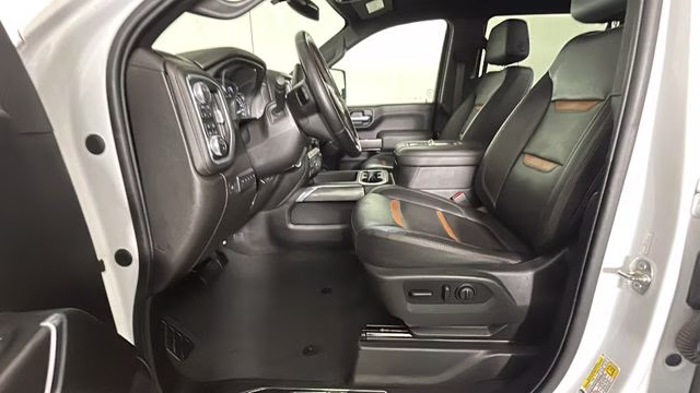 2022 Summit White GMC Sierra 2500HD AT4 4X4 Truck