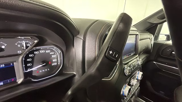2022 Summit White GMC Sierra 2500HD AT4 4X4 Truck