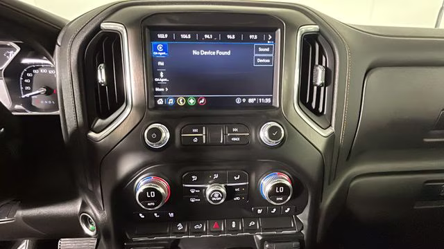 2022 Summit White GMC Sierra 2500HD AT4 4X4 Truck