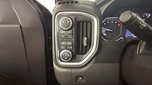 2019 Onyx Black GMC Sierra 1500 SLT 4X4 Truck