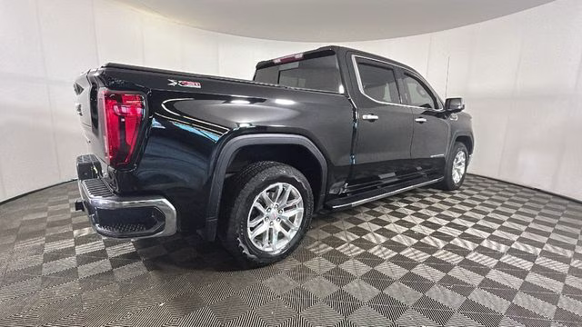 2019 Onyx Black GMC Sierra 1500 SLT 4X4 Truck