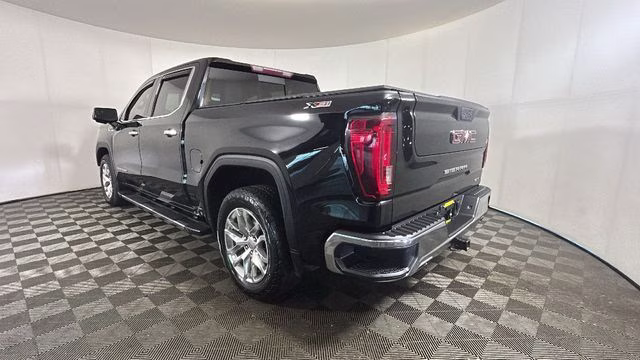 2019 Onyx Black GMC Sierra 1500 SLT 4X4 Truck
