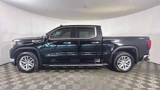 2019 Onyx Black GMC Sierra 1500 SLT 4X4 Truck