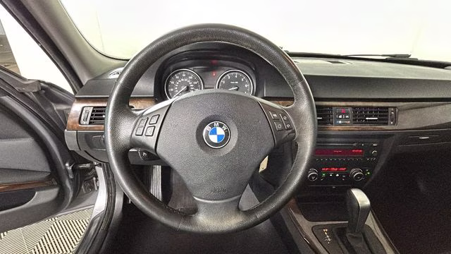 2010 Space Gray Metallic BMW 3 Series 328i xDrive AWD Sedan