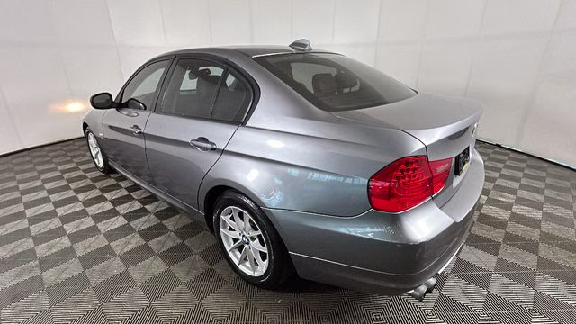 2010 Space Gray Metallic BMW 3 Series 328i xDrive AWD Sedan