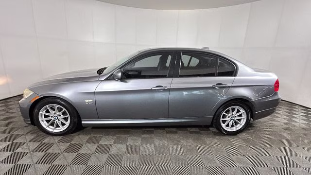 2010 Space Gray Metallic BMW 3 Series 328i xDrive AWD Sedan