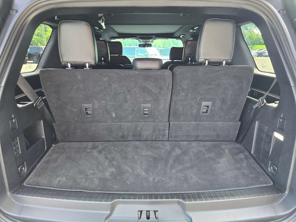 2020 Red Metallic Ford Expedition Limited 4X4 SUV