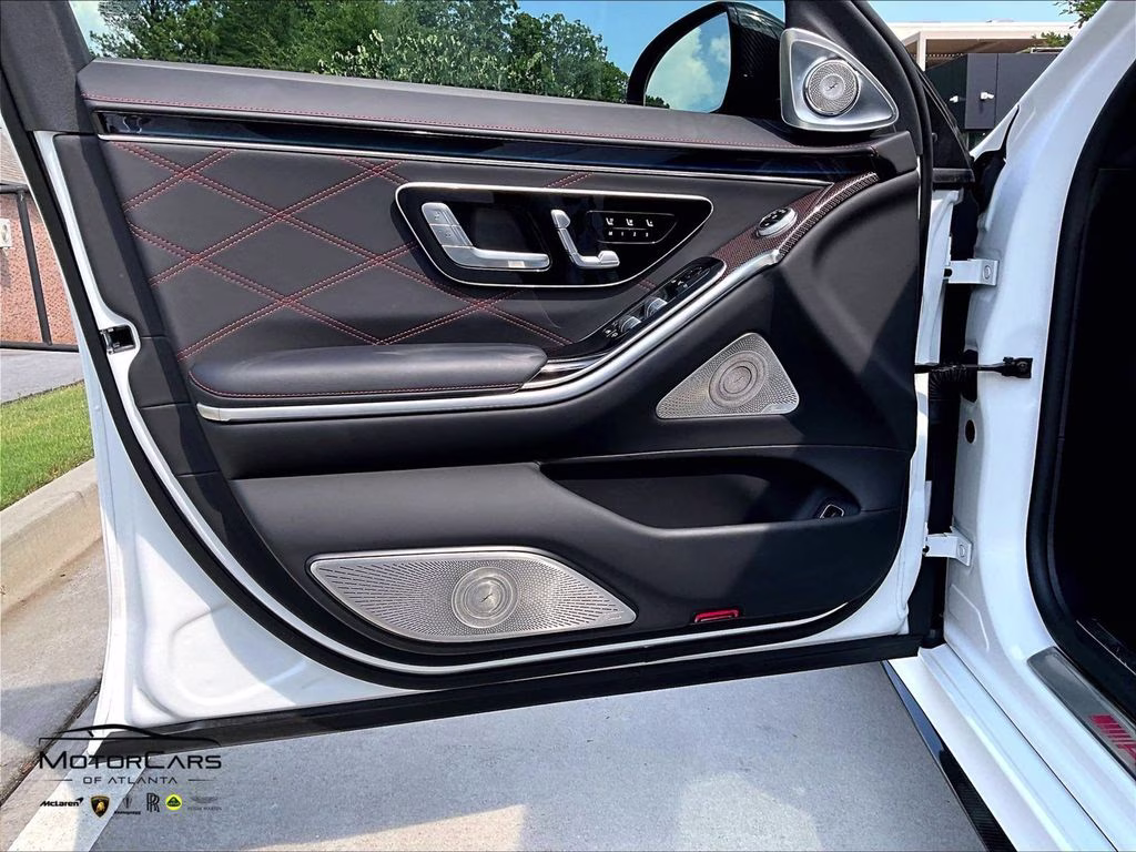 2024 MANUFAKTUR Moonlight White Magno Mercedes-Benz S-Class S 63 E AMG Edition 1 Package AWD Sedan