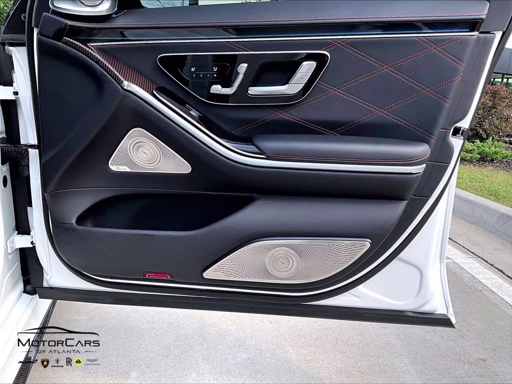 2024 MANUFAKTUR Moonlight White Magno Mercedes-Benz S-Class S 63 E AMG Edition 1 Package AWD Sedan