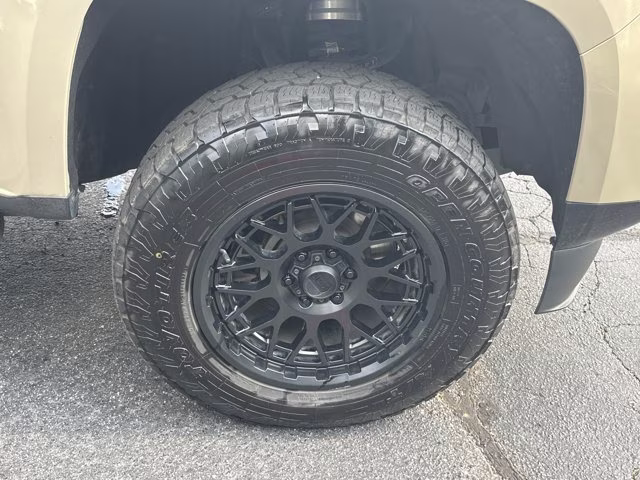 2021 Beige GMC Canyon 4WD AT4 w/Cloth 4X4 Truck
