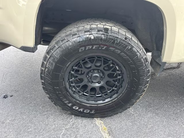 2021 Beige GMC Canyon 4WD AT4 w/Cloth 4X4 Truck