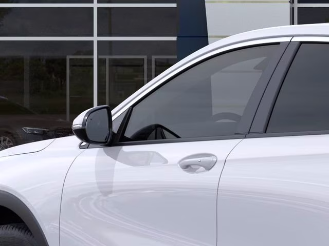 2026 Summit White Buick Envista Preferred FWD SUV