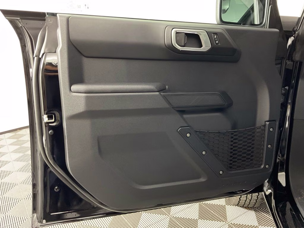 2026 Shadow Black Ford Bronco Big Bend 4X4 SUV