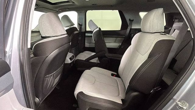 2020 Lagoon Silver Hyundai Palisade SEL FWD SUV