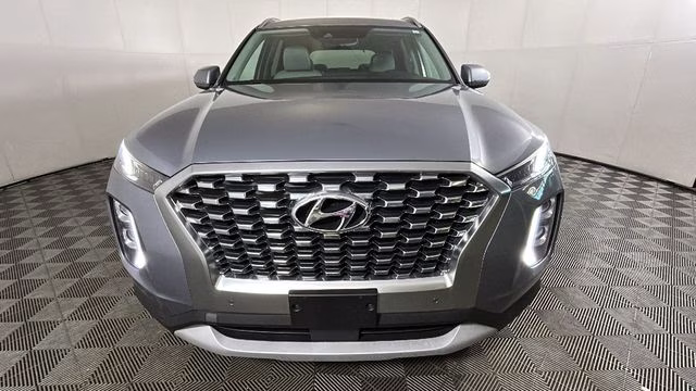 2020 Lagoon Silver Hyundai Palisade SEL FWD SUV