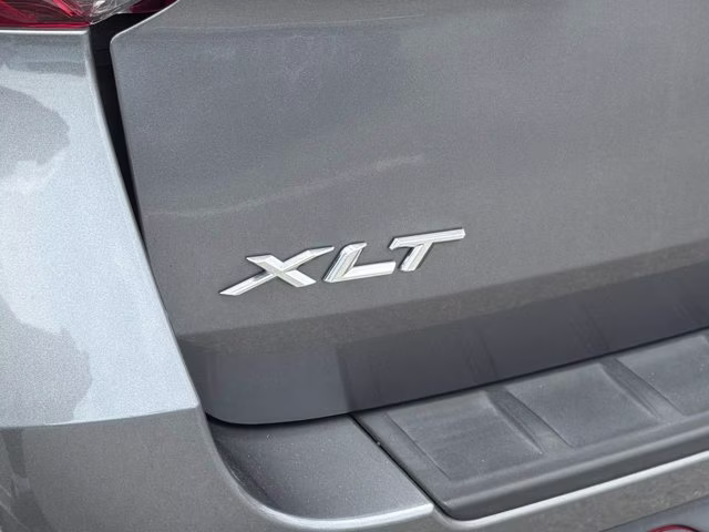 2023 Gray Metallic Ford Explorer XLT RWD SUV