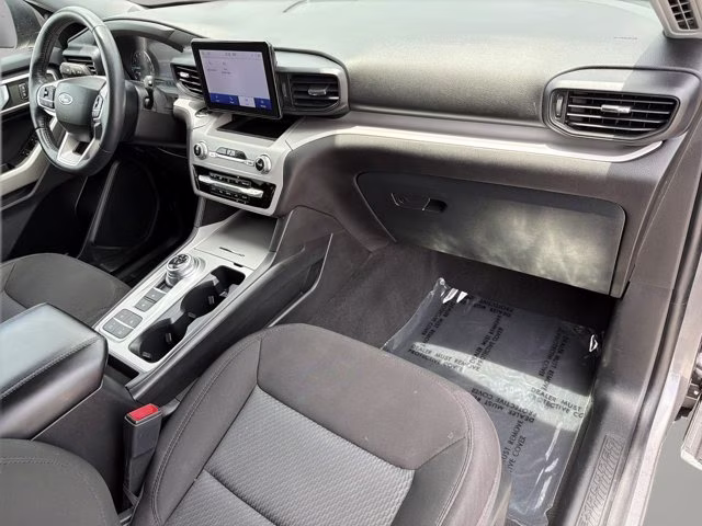 2023 Gray Metallic Ford Explorer XLT RWD SUV