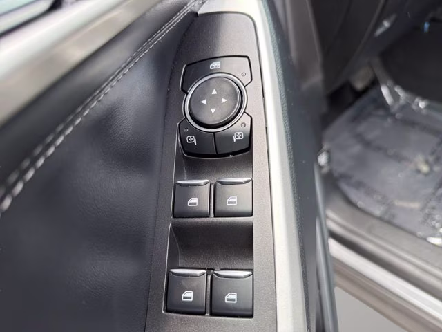 2023 Gray Metallic Ford Explorer XLT RWD SUV