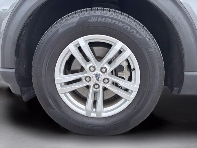 2023 Gray Metallic Ford Explorer XLT RWD SUV