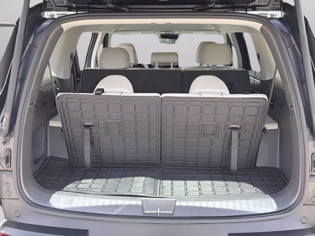 2024 Phantom Black Hyundai Santa Fe SEL FWD SUV