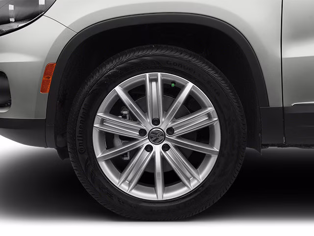 2014 Wild Cherry Metallic Volkswagen Tiguan SEL FWD SUV