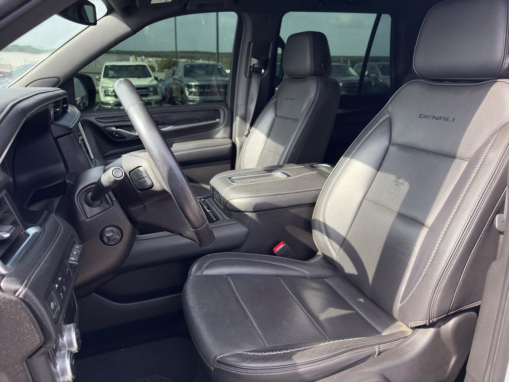 2021 Summit White GMC Yukon Denali 4X4 SUV