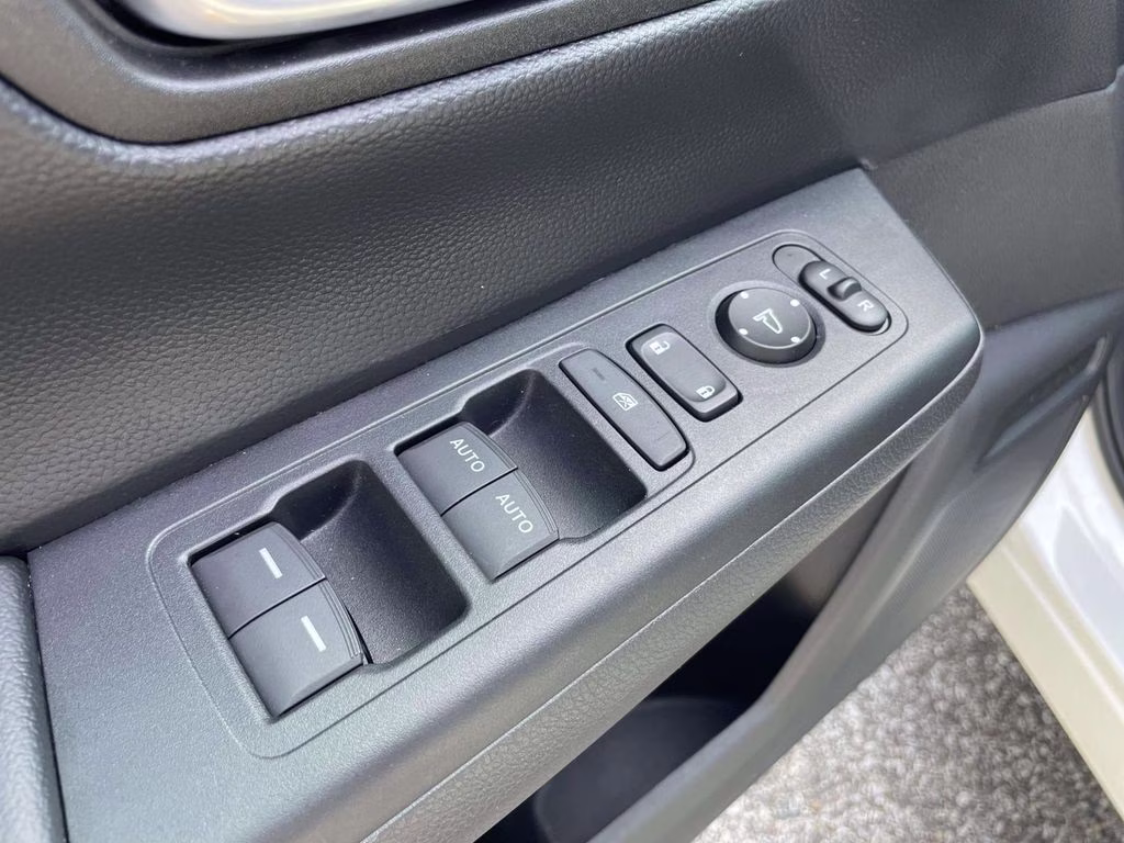 2023 Platinum White Pearl Honda CR-V Hybrid Sport FWD SUV