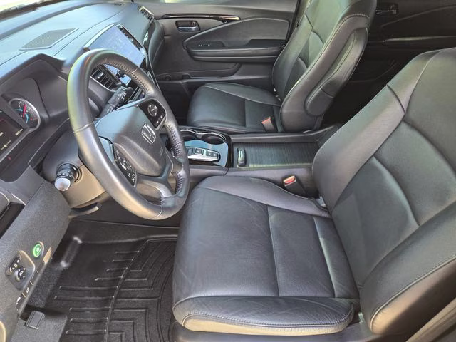 2022 Gray Honda Pilot Touring AWD SUV