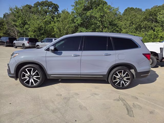 2022 Gray Honda Pilot Touring AWD SUV