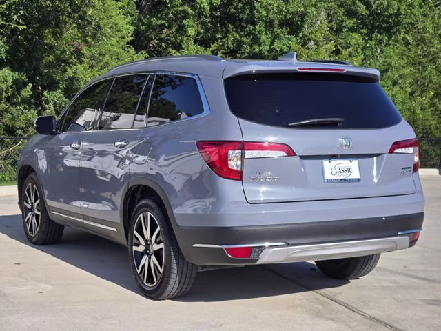 2022 Gray Honda Pilot Touring AWD SUV