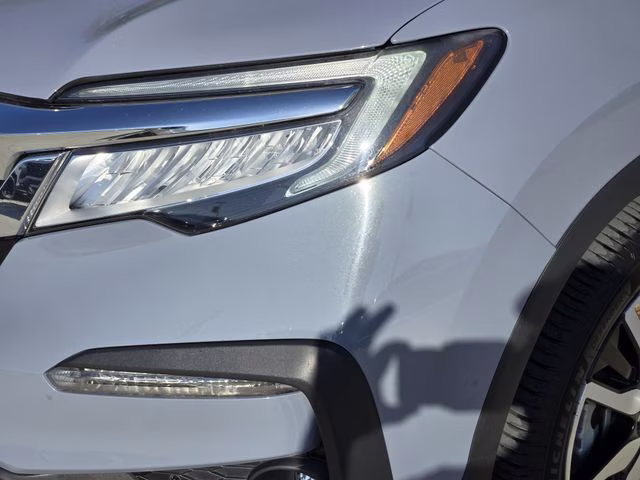 2022 Gray Honda Pilot Touring AWD SUV
