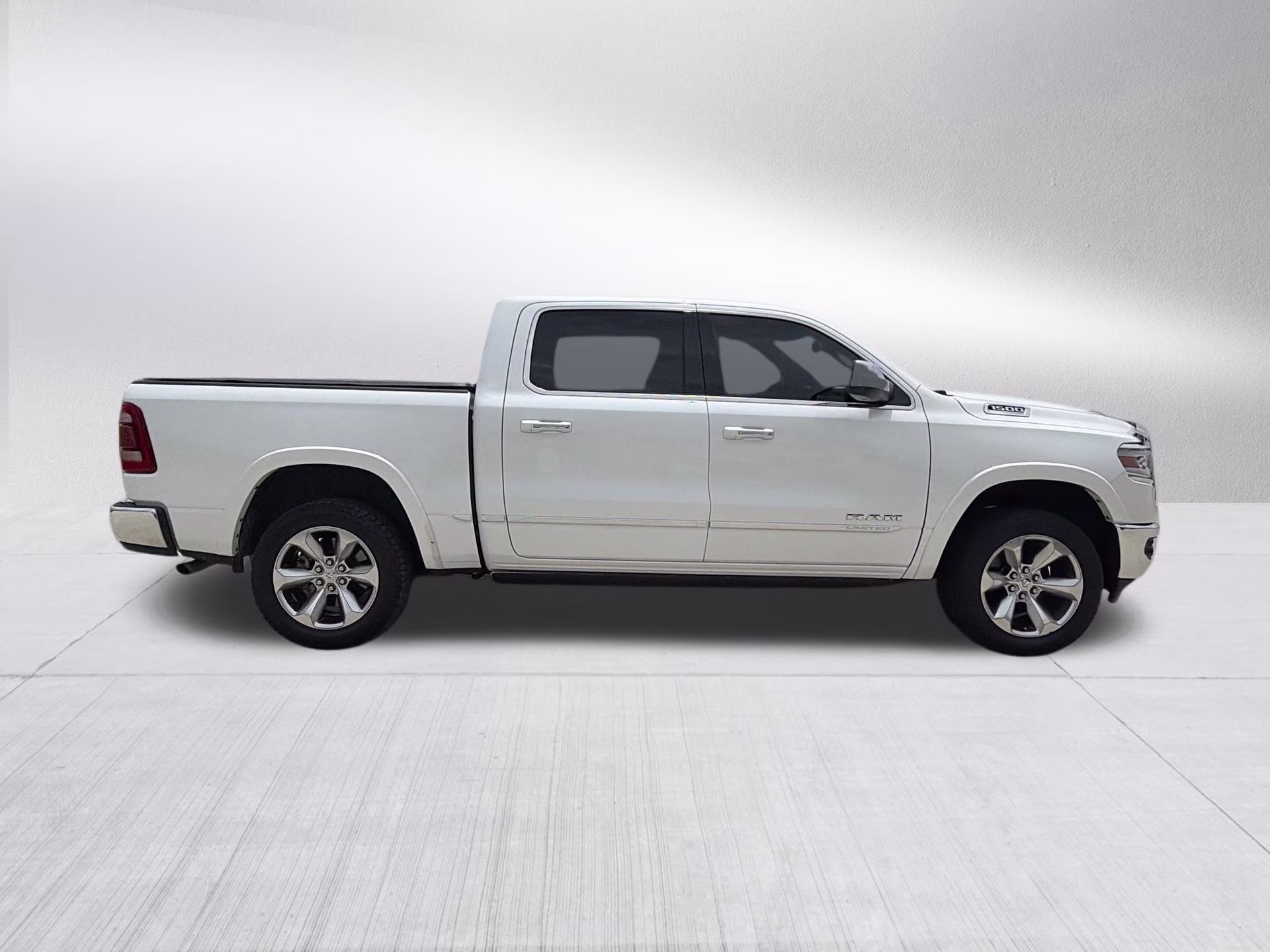 2019 Ivory White Tri-Coat Pearlcoat Ram 1500 Limited 4X4 Truck