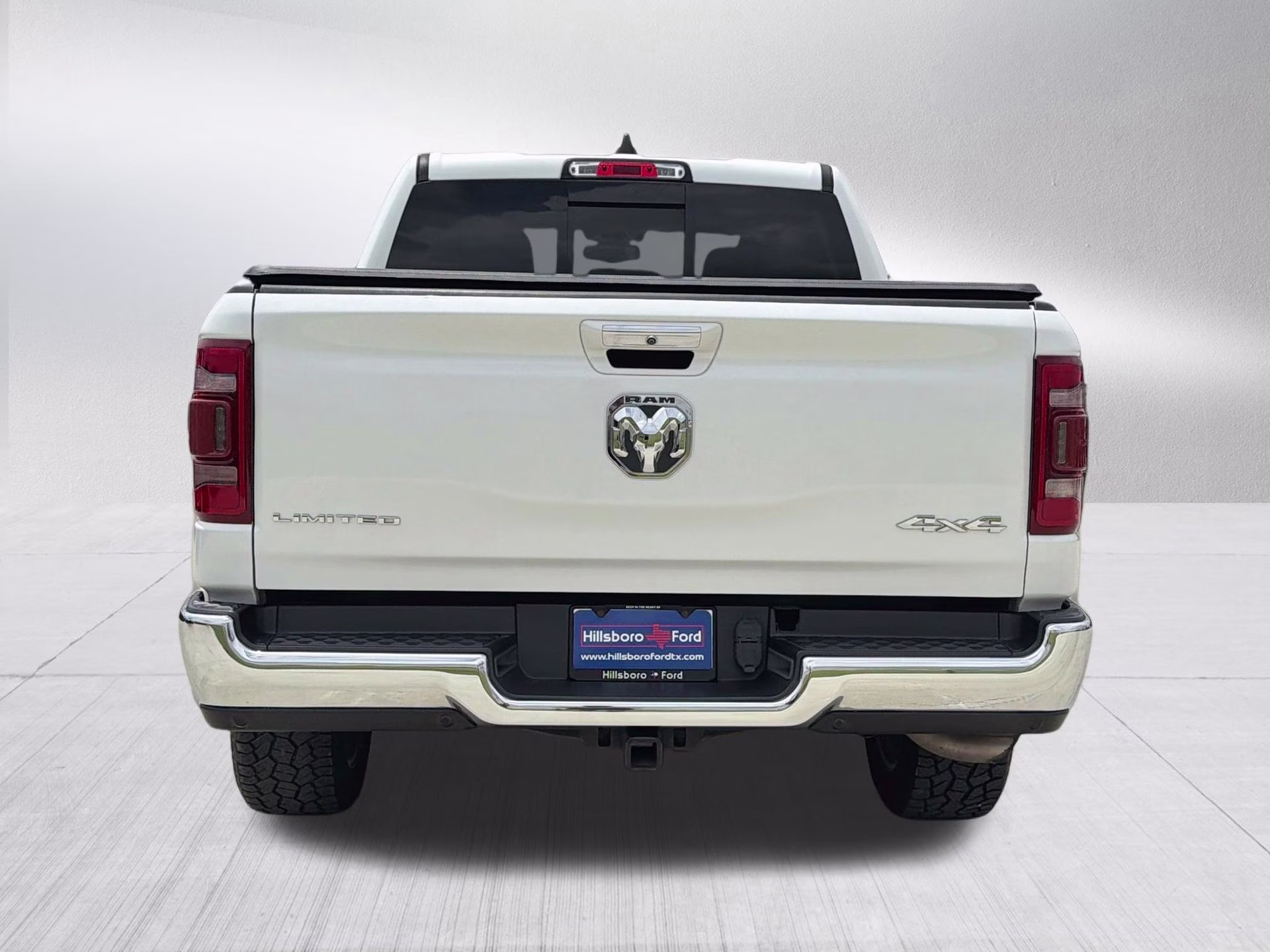 2019 Ivory White Tri-Coat Pearlcoat Ram 1500 Limited 4X4 Truck