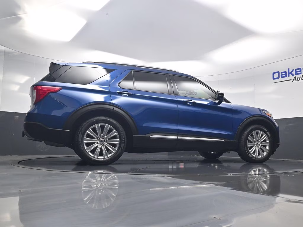2021 Blue Metallic Ford Explorer Limited 4X4 SUV