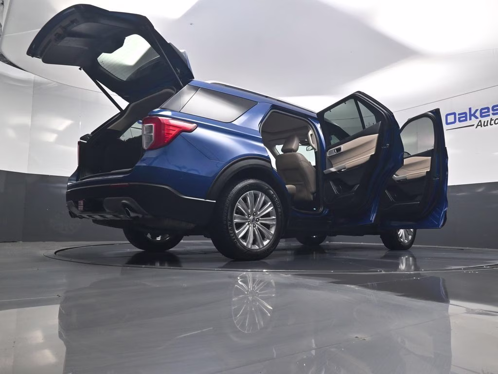 2021 Blue Metallic Ford Explorer Limited 4X4 SUV