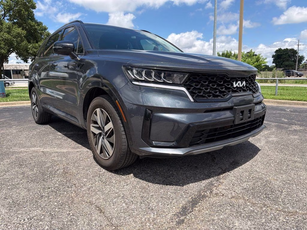 2023 Gravity Gray Kia Sorento S FWD SUV