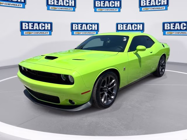 2023 Sublime Metallic Dodge Challenger R/T Scat Pack RWD Coupe