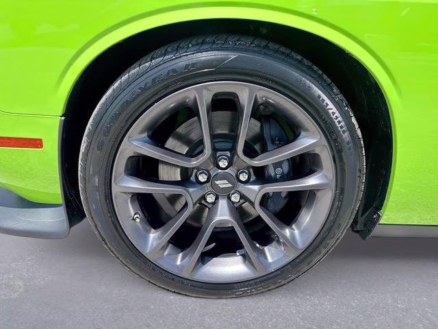 2023 Sublime Metallic Dodge Challenger R/T Scat Pack RWD Coupe