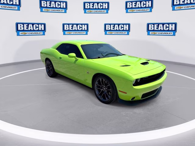 2023 Sublime Metallic Dodge Challenger R/T Scat Pack RWD Coupe