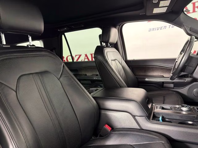 2019 Blue Metallic Ford Expedition Limited RWD SUV