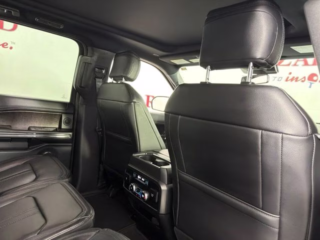 2019 Blue Metallic Ford Expedition Limited RWD SUV